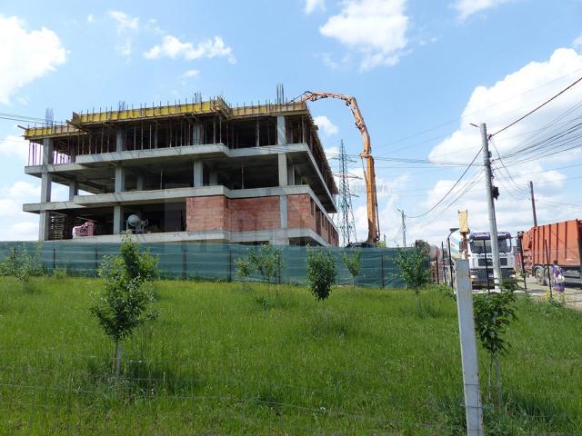 Construcţia a fost aprobată de către Consiliul Local Şcheia, cu încălcarea legislaţiei