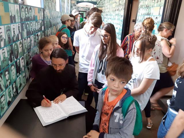 Copiii din Grupul de Cateheză al Bisericii „Sfântul Dumitru” din Suceava, în excursie în Maramureș