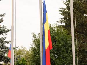 Ridicarea Drapelului Naţional în Piața Tricolorului