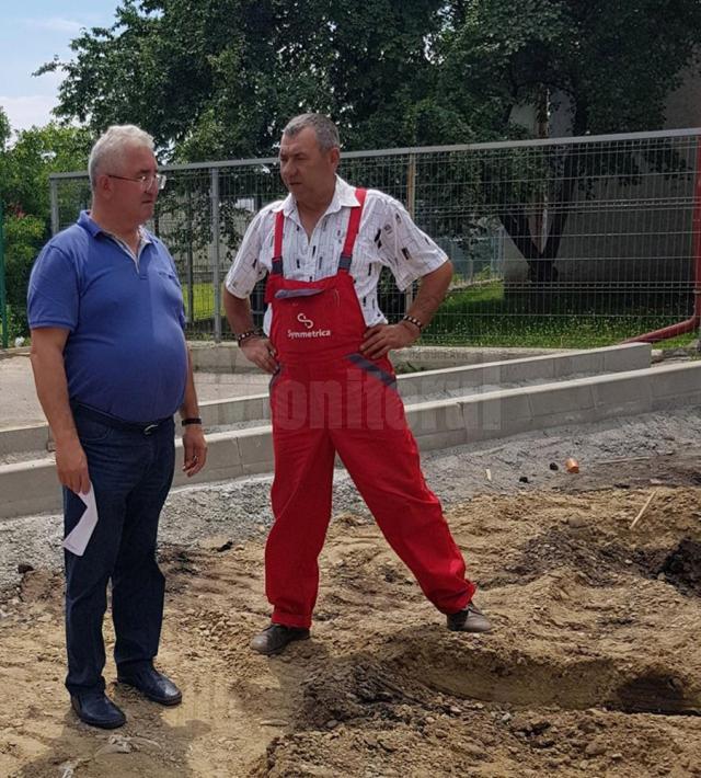 Primarul Ion Lungu a verificat în teren lucrările de reparații și investiții