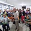 Corul „De Zingende Brug” din Flandra a susţinut la Moldoviţa şi un miniconcert cu piese în limba română, alături de artişti locali