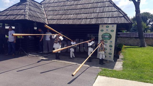 Flutur consideră că municipiul Câmpulung Moldovenesc este una dintre capitalele spirituale ale Sudului Bucovinei