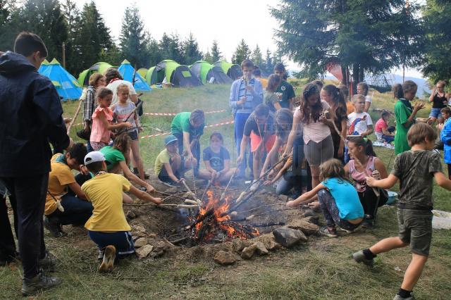 Tinerii au petrecut două săptămâni în nordul României
