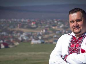 Viceprimarul comunei Mitocu Dragomirnei, Radu Reziuc, susţine că alianţa PSD - PNL are ca scop schimbarea lui din funcție