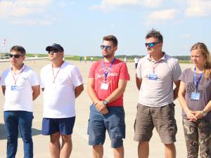 Moment emoţionant pe Aeroportul Suceava în memoria pilotului care a murit în accidentul aviatic de la Frătăuţi