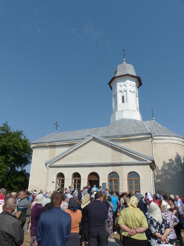 Programul slujbelor rânduite praznicului Adormirii Maicii Domnului, la bisericile și mănăstirile armenești din Roman, Botoșani și Suceava
