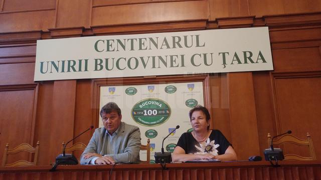 Directorul OCPI Suceava, Vasile Mocanu, și subprefectul Silvia Boliacu