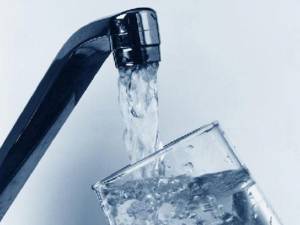 Prețul unui metru cub de apă potabilă este de 4,82 lei (creștere de 7,8%)