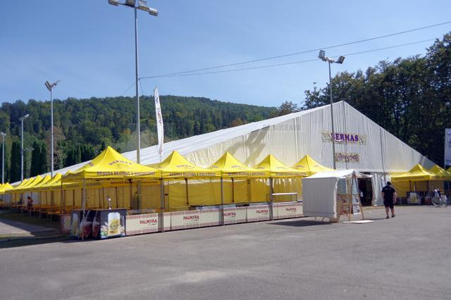 Prima ediție a festivalului Oktoberfest în Est are loc în parcul Ariniș din Gura Humorului