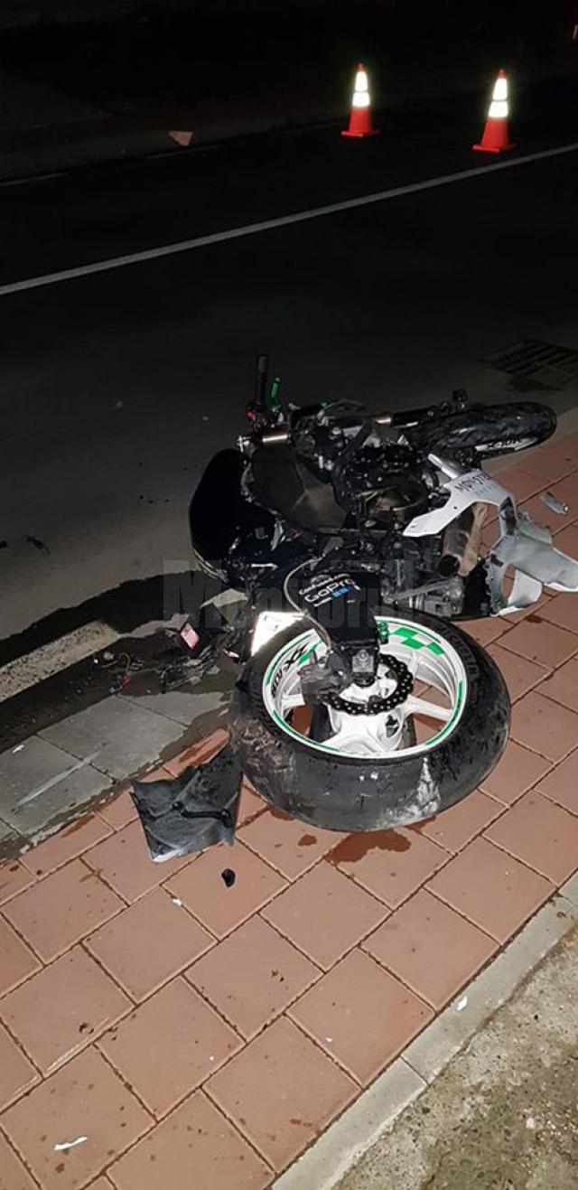 Motocicleta a fost scăpată de sub control la ieşirea din Suceava spre Moara
