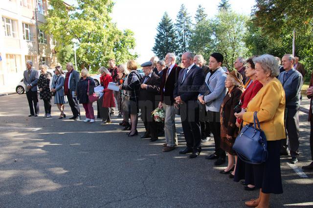 Festivalul naţional de poezie „Nicolae Labiş“ a debutat vineri la Colegiul Tehnic „Petru Muşat”