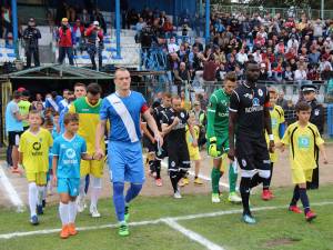 Meciul Bucovina - Gaz Metan Mediaş a fost ca o sărbătoare a fotbalului la Rădăuţi