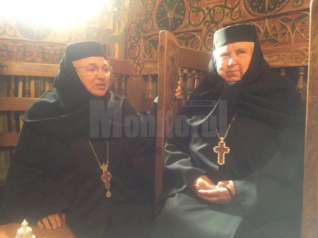 Stavrofora Irina Pântescu, de la Mănăstirea Voroneţ, sărbătorită la împlinirea vârstei de 86 de ani