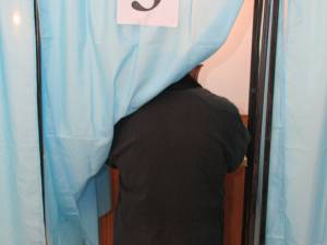 Rădăuțenii își vor exprima opțiunea la 15 secții de votare
