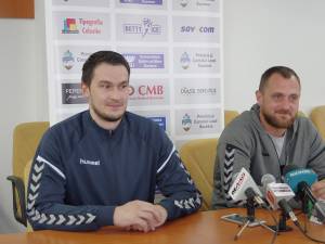 Pivotul Bogdan Baican şi antrenorul Adrian Chiruţ