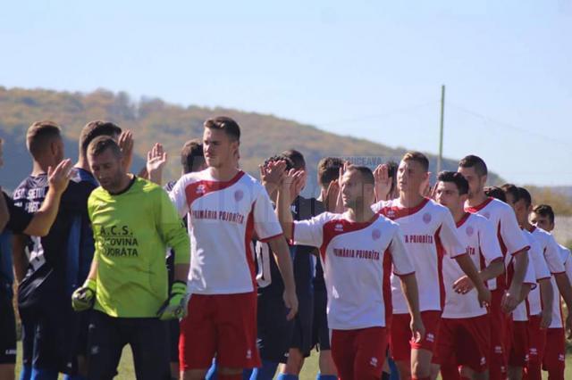 Băieţii de la FC Pojorâta pornesc cu prima şansă în jocul de la Broşteni