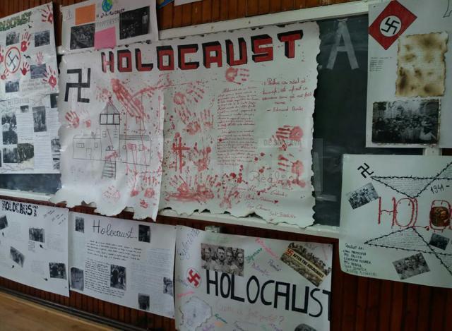 Ziua Holocaustului, marcată la Liceul Tehnologic “Ştefan cel Mare” din Cajvana