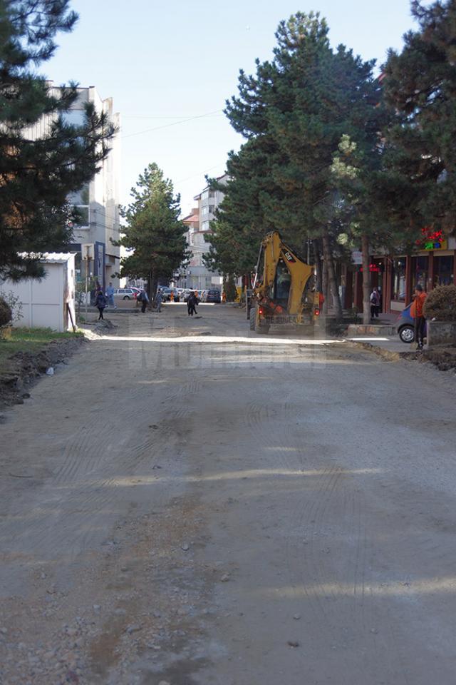 Sens unic pe strada Curtea Domnească, după finalizarea lucrărilor de asfaltare
