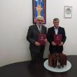 Academicianul Gheorghe Duca și primarul Ioan Pavăl în timpul semnării acordului de colaborare