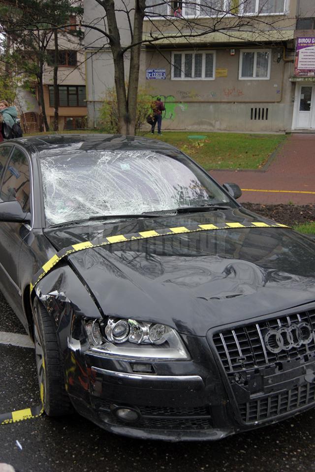 Autoturismul Audi  cu care a acroşat în plin cele două victime pe trecerea de pietoni