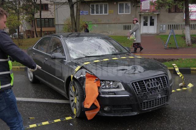 Autoturismul Audi cu care a acroşat în plin cele două victime pe trecerea de pietoni