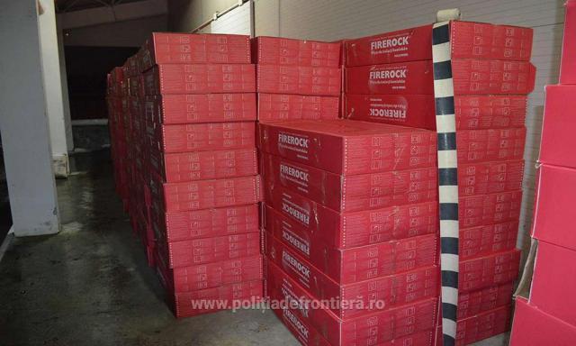 Captură record de țigări de contrabandă în PTF Siret: aproape un milion de pachete care fuseseră ascunse în două tiruri poloneze
