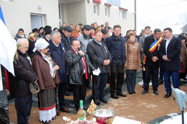 Bustul lui George Tofan, dezvelit la şcoala din Bilca