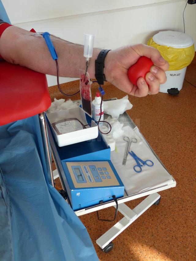 Campanie de donare de sânge, iniţiată de studenţi ai Universităţii din Suceava