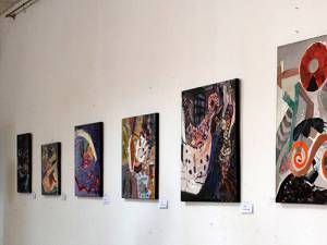 Tânărul artist plastic Andrei Pennazio expune la Muzeul de Artă „Ion Irimescu”