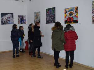 Tânărul artist plastic Andrei Pennazio expune la Muzeul de Artă „Ion Irimescu”