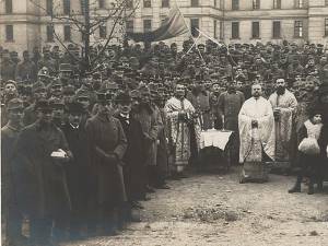 La 17 noiembrie s-a depus jurământul şi s-a sfinţit drapelul românesc al Senatului