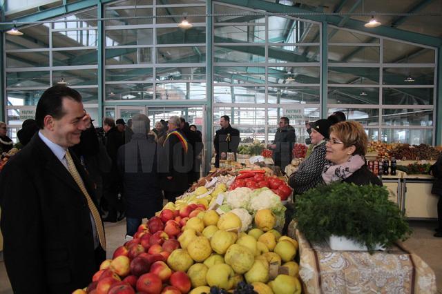 Liderul PNL, Ludovic Orban, la inaugurarea Pieței Burdujeni