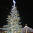 Luminile de sărbătoare, aprinse în centrul Sucevei, de Ziua Bucovinei
