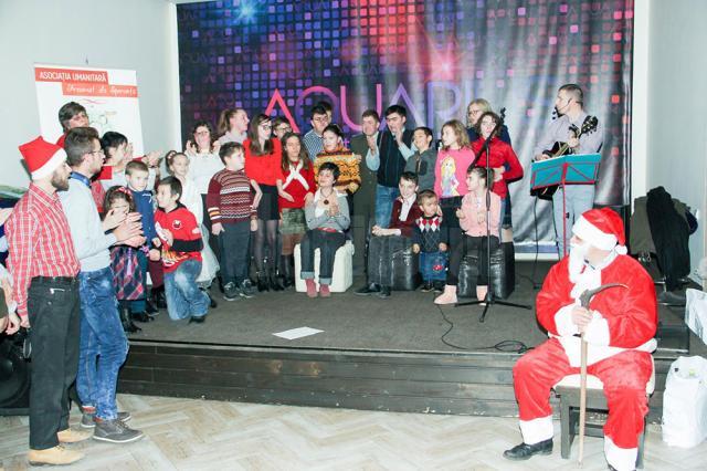 50 de copii cu nevoi speciale vor primi cadouri de la Moş Crăciun