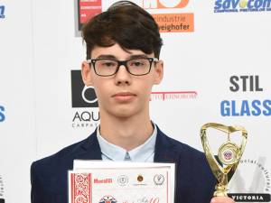 Edward Mihai Pădurariu, cel mai bine cotat adolescent sucevean din peisajul şahului românesc