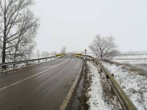 Podul rutier de la Milișăuți a fost redeschis circulaţiei luni dimineaţă