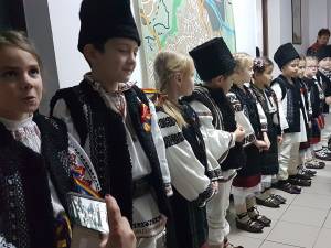 „Istețeii” de la Moldovița au încântat redacția Monitorul  2