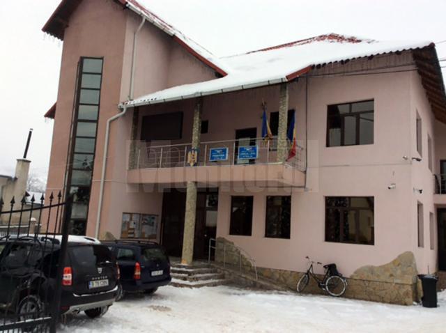 Consilierii locali PSD din Straja s-au eschivat, din nou, să valideze doi consilieri PNL și în ședința de la mijlocul săptămânii
