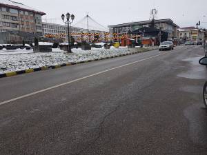 Străzi închise temporar circulaţiei rutiere, în zona centrală a Sucevei