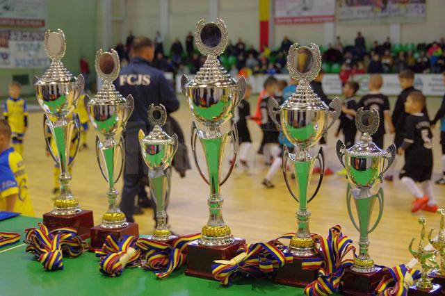 Juniorul Suceava a câştigat două din cele trei trofee puse în joc în partea a doua a Cupei Moş Crăciun
