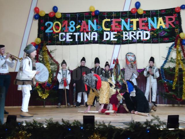 Festivalul de datini şi obiceiuri populare ,,Cetina de brad”, la Pârteştii de Sus