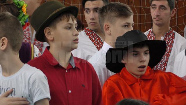 Şcoala Gimnazială „Bogdan Vodă” a marcat „Ziua Minorităţilor Naţionale”