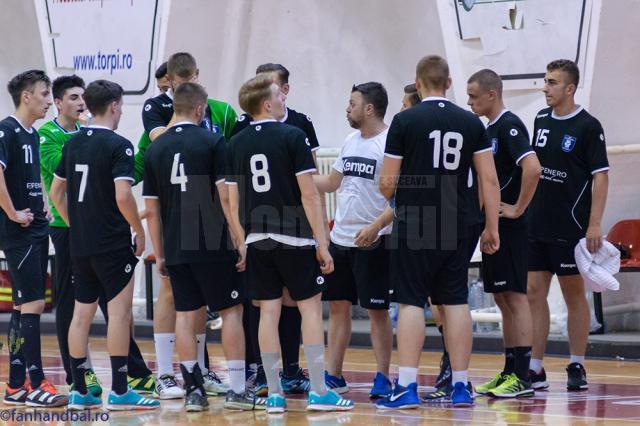 Antrenorul Răzvan Bernicu speră să-şi aducă echipa în cea mai bună formă până la reluarea campionatului