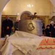 Armenii suceveni au participat ieri la slujba de Crăciun şi Bobotează