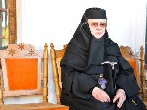Maica Teofana Scântei - 50 de ani de stăreţie la Mănăstirea Vorona