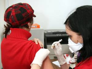Aproape 34.000 de suceveni s-au vaccinat antigripal