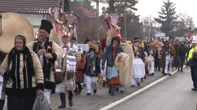 Parada obiceiurilor de iarnă la Drăgușeni, de Anul Nou pe stil vechi