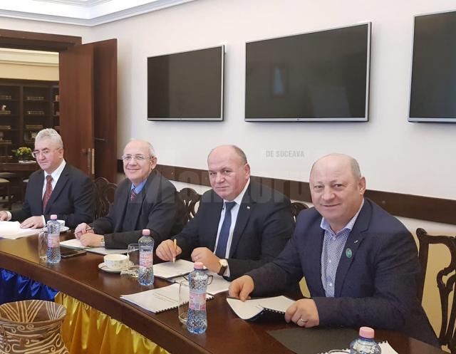 Primarii din Asociaţia „Moldova se dezvoltă” s-au întrunit la Iaşi, în ziua declarării acestuia „Capitală Istorică a României”