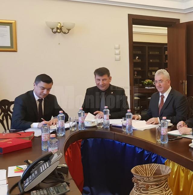 Primarii din Asociaţia „Moldova se dezvoltă” s-au întrunit la Iaşi, în ziua declarării acestuia „Capitală Istorică a României”