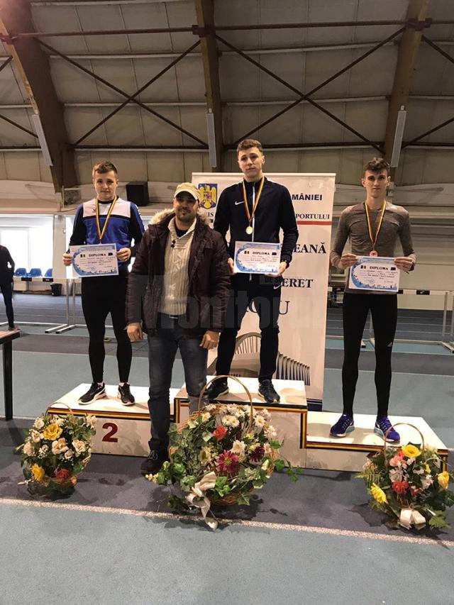 Florin Pitic, antrenat la LPS Suceava de Iustin Tătărău, a câştigat locul I la 800 de metri
